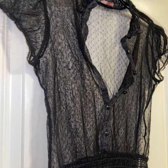 Blacks Lace blouse - Picture 5 of 8